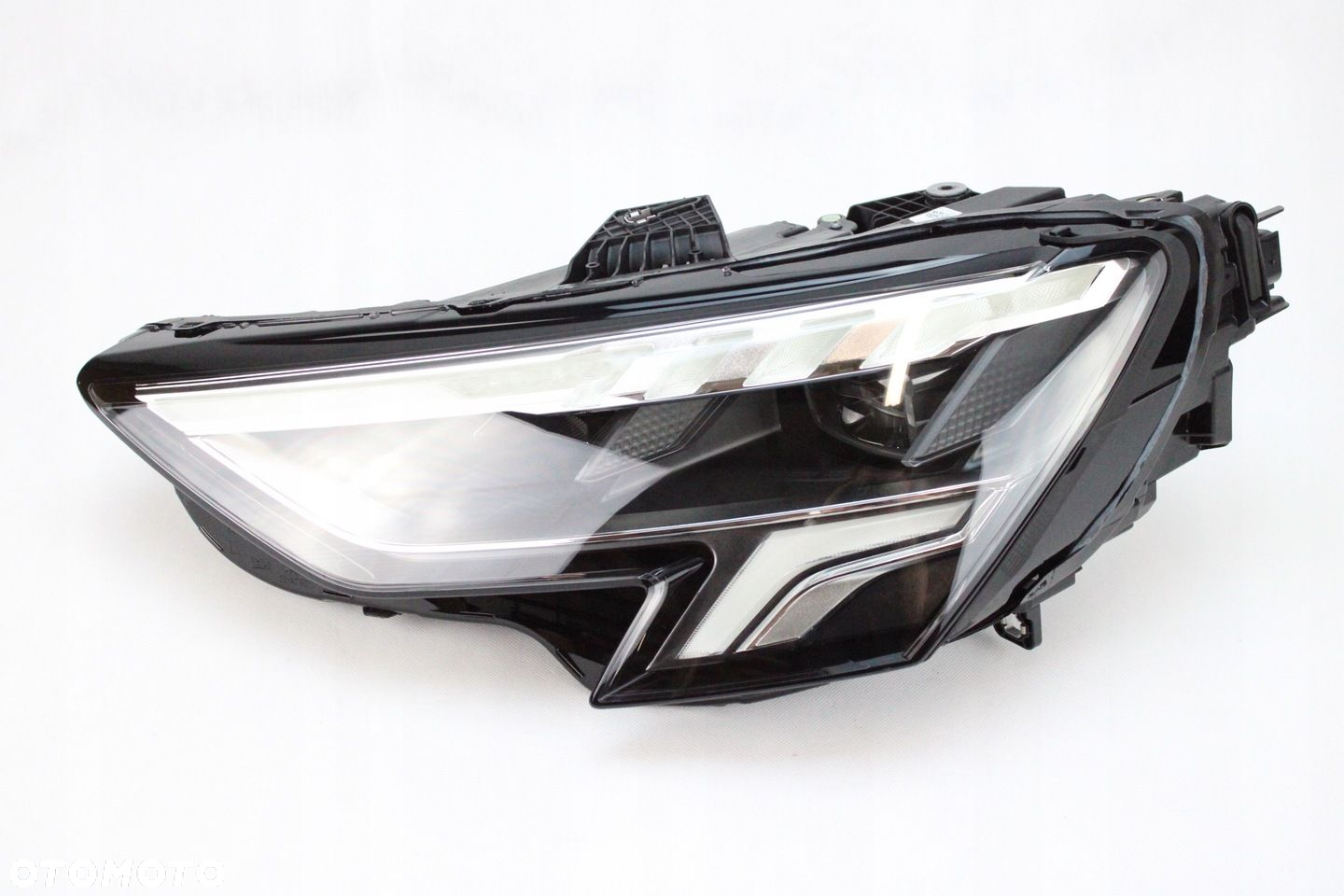 NOWA ORG LAMPA LEWY PRZÓD AUDI A3 8Y S3 RS3 8Y0941033 - 3
