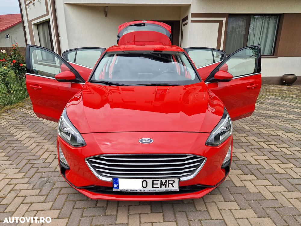 Ford Focus 1.0 EcoBoost Titanium - 27