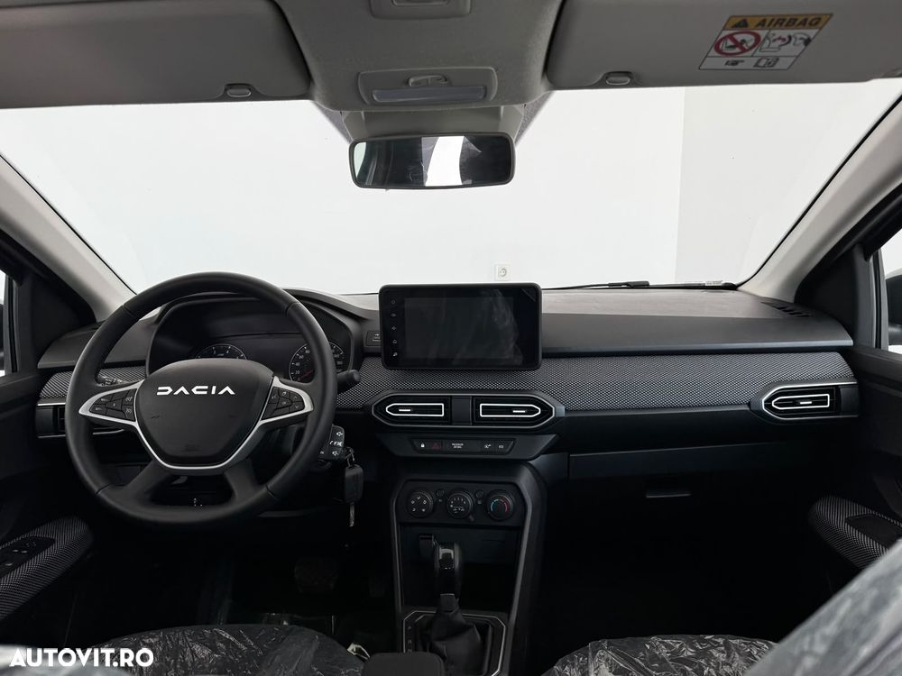 Dacia Logan TCe 90 CVT Expression - 11