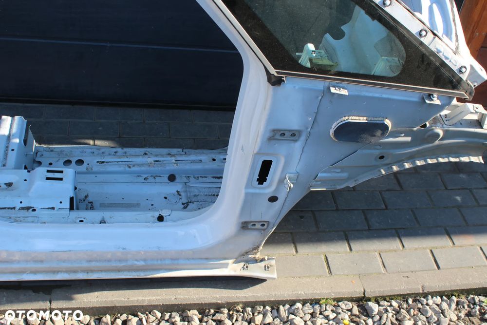 ĆWIARTKA PODŁUŻNICA SŁUPEK PRAWY PRZÓD OPEL ZAFIRA C 40R - 4