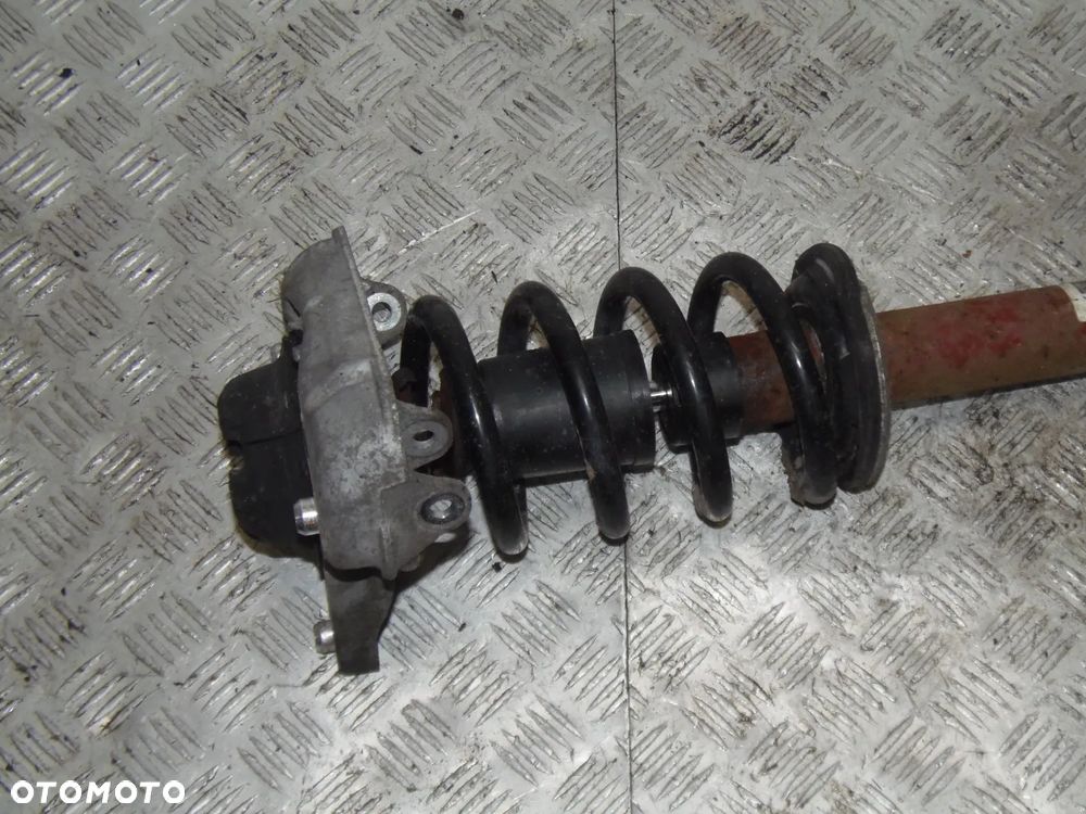 AMORTYZATOR PRAWY PRZÓD AUDI A4 B6 1.8T - 2