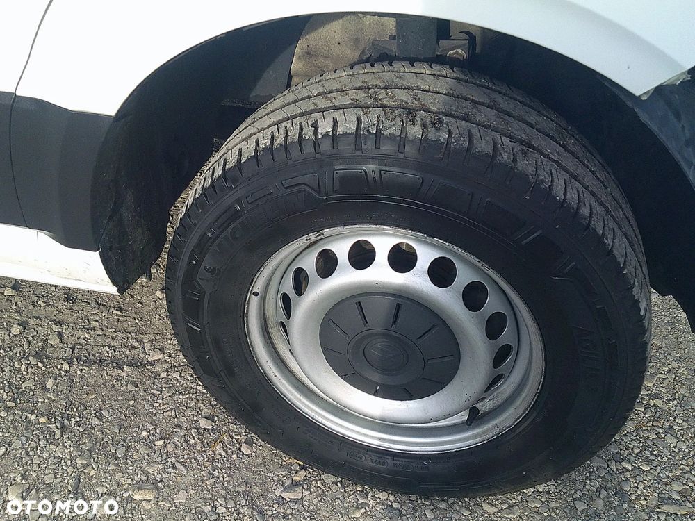 Volkswagen Crafter - 17