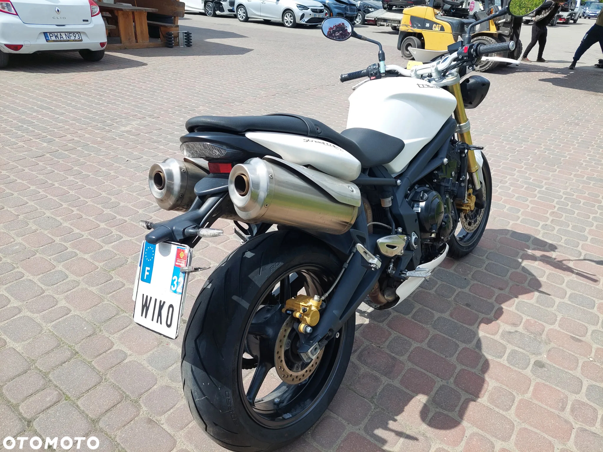 Triumph Street Triple - 6