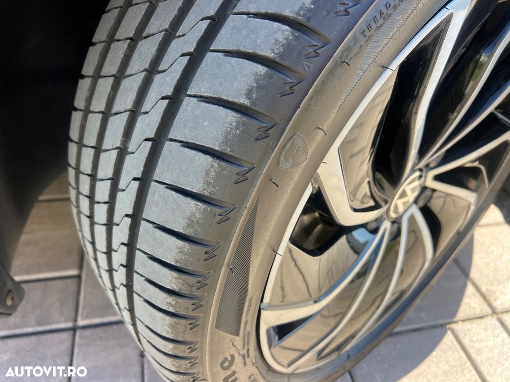 Volkswagen Golf 2.0 TDI DSG BMT Highline - 33