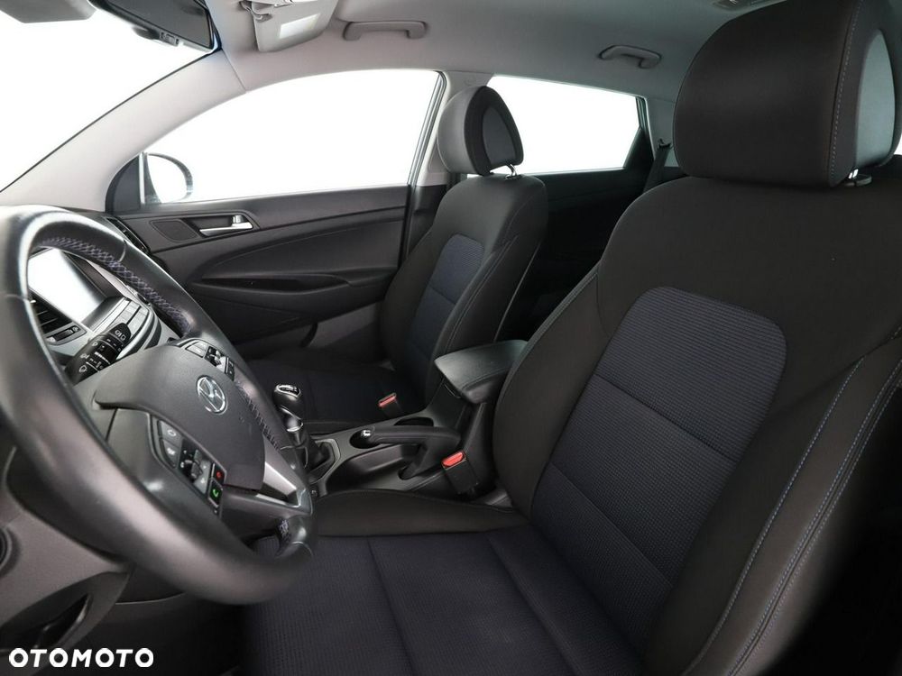 Hyundai Tucson 1.7 CRDI BlueDrive Style 2WD - 14