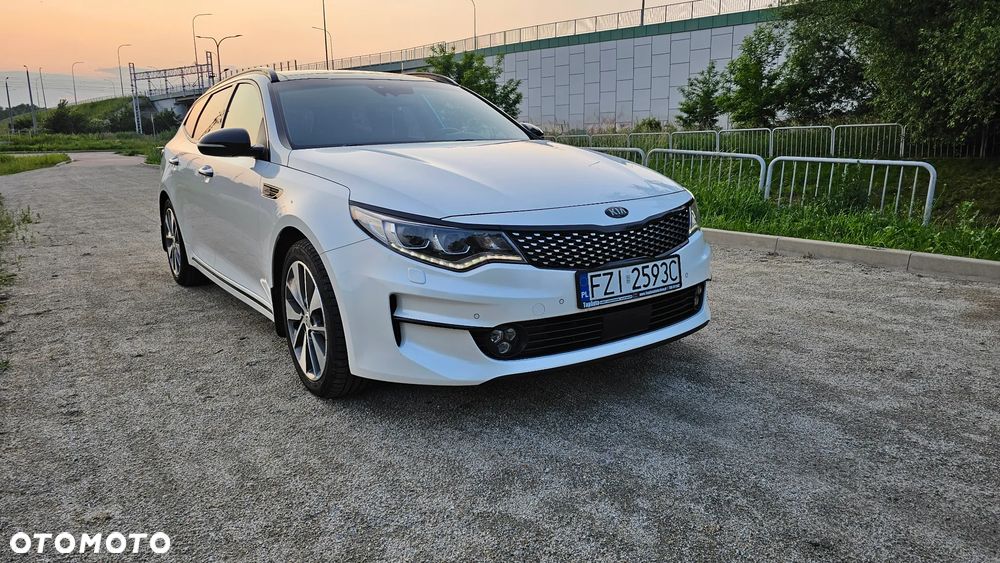Kia Optima 1.7 CRDI XL DCT - 1