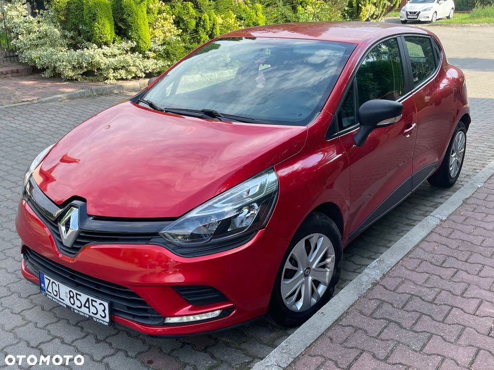 Renault Clio - 1