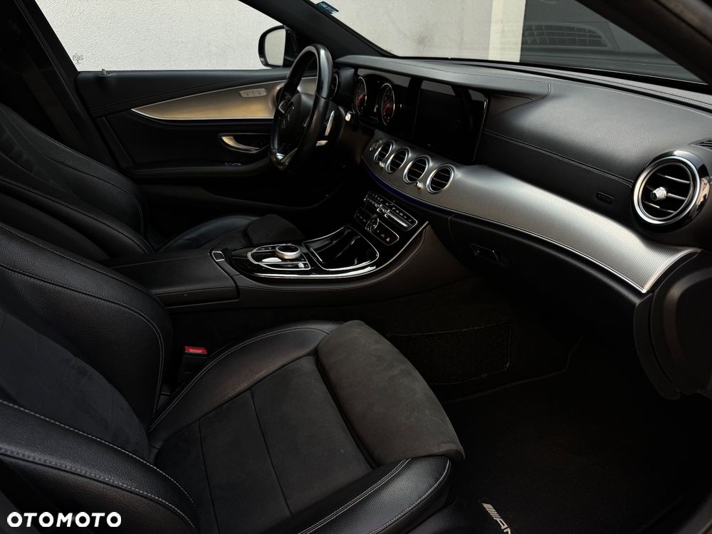 Mercedes-Benz Klasa E 200 9G-TRONIC AMG Line - 19