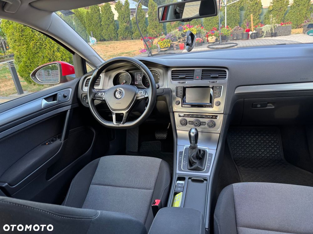 Volkswagen Golf 1.6 TDI Comfortline DSG - 3