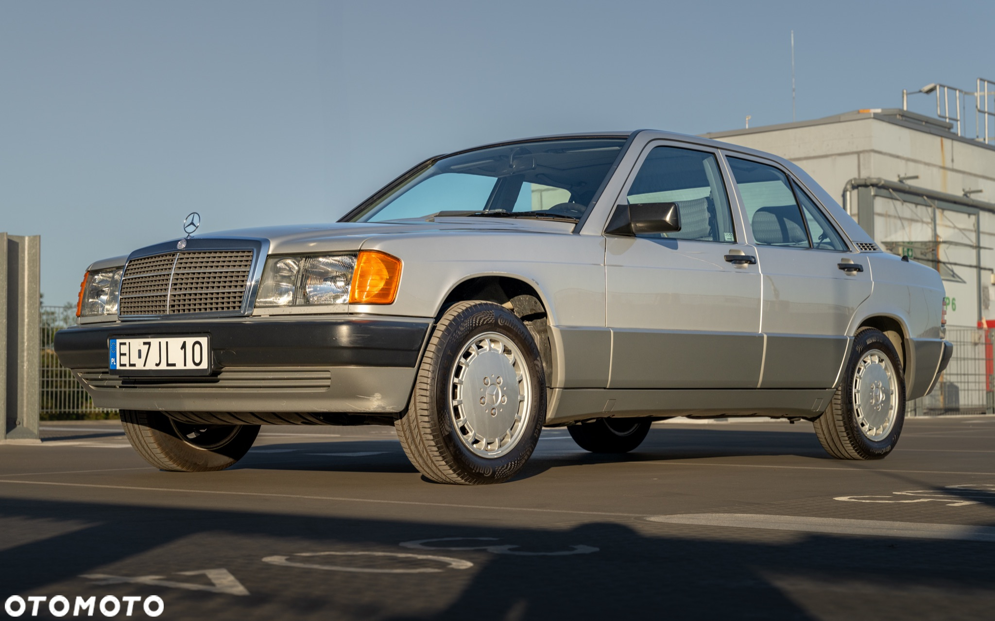 Mercedes-Benz W201 (190) - 7