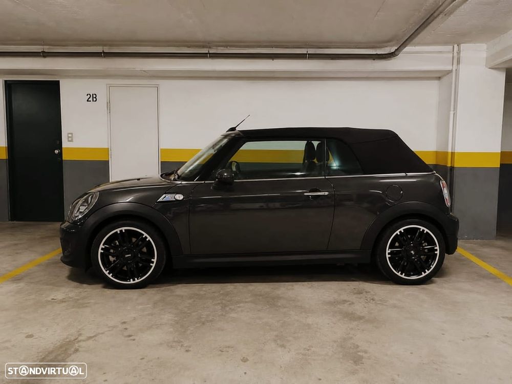 MINI Cabrio Cooper SD - 2