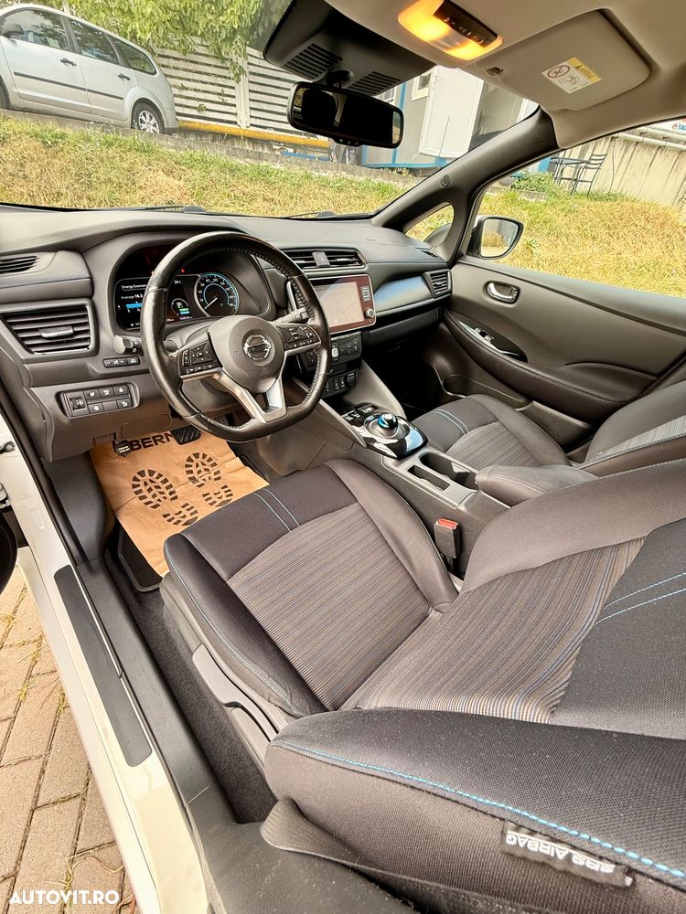 Nissan LEAF 40 kWh N-Connecta - 5