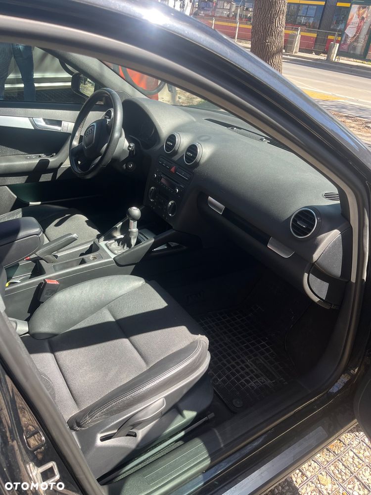 Audi A3 Sportback 2.0 TDI DPF S line Sportpaket - 6