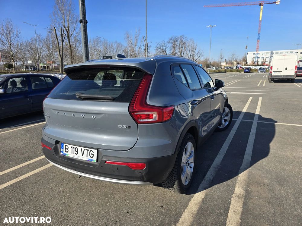 Volvo XC 40 D3 AWD Geartronic Momentum - 11