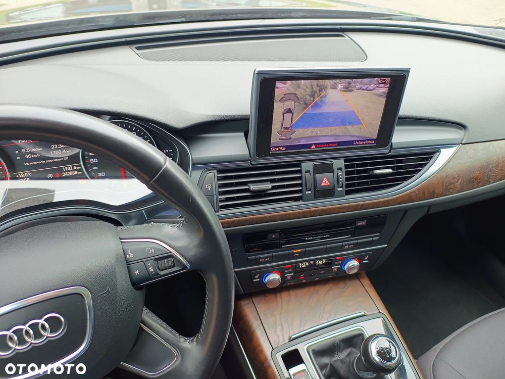 Audi A6 Avant - 27