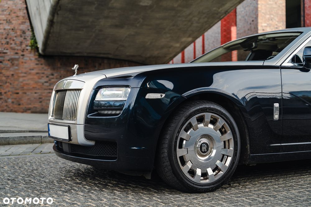 Rolls-Royce Ghost - 6