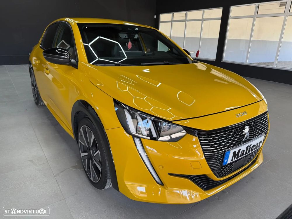 Peugeot 208 1.2 PureTech GT Line EAT8 - 1