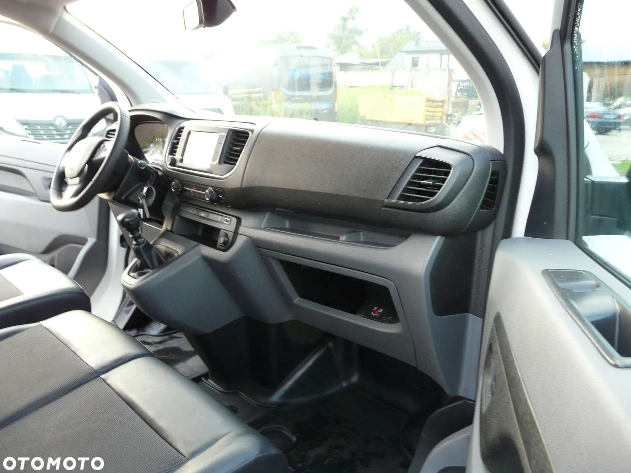 Peugeot Expert - 16