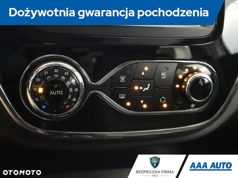 Renault Captur - 21