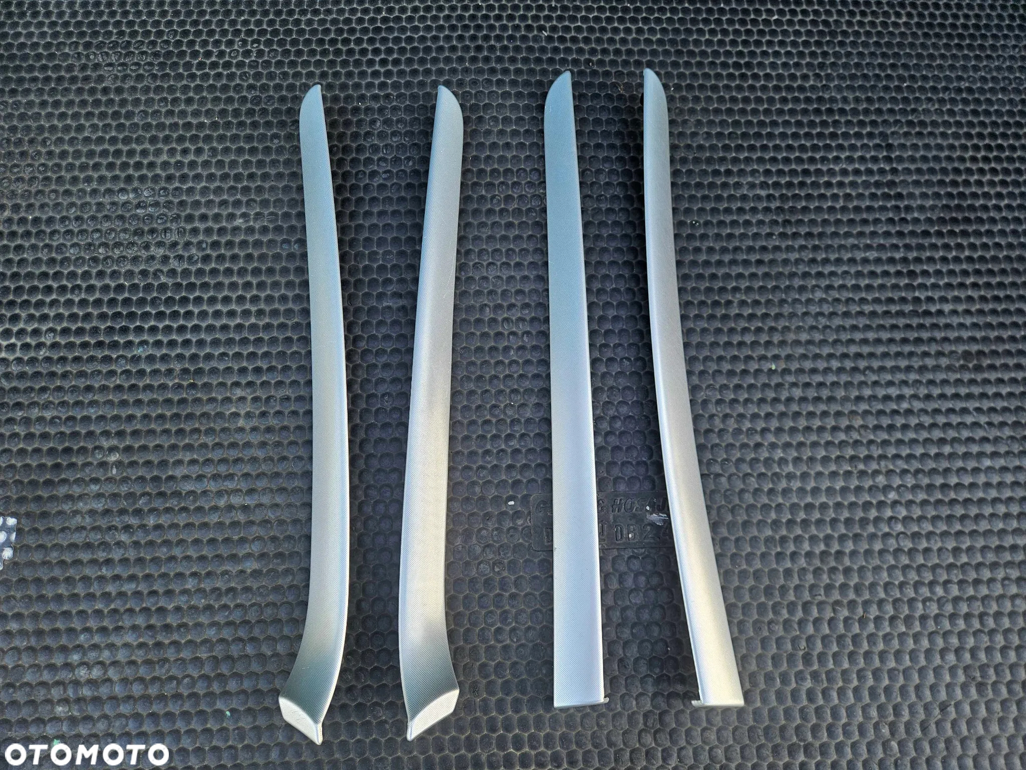 Listwy Ozdobne Dekor Listwa Drzwi Srebrne Rybia Luska Carbon Audi A4 B6 B7 - 17