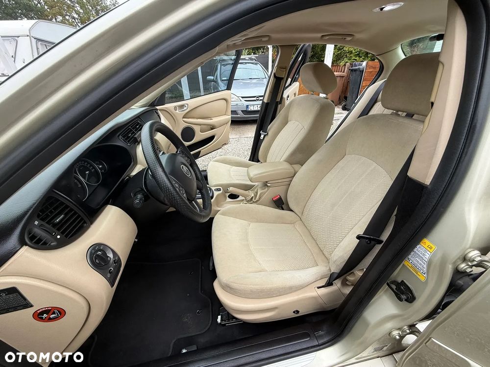 Jaguar X-Type - 17