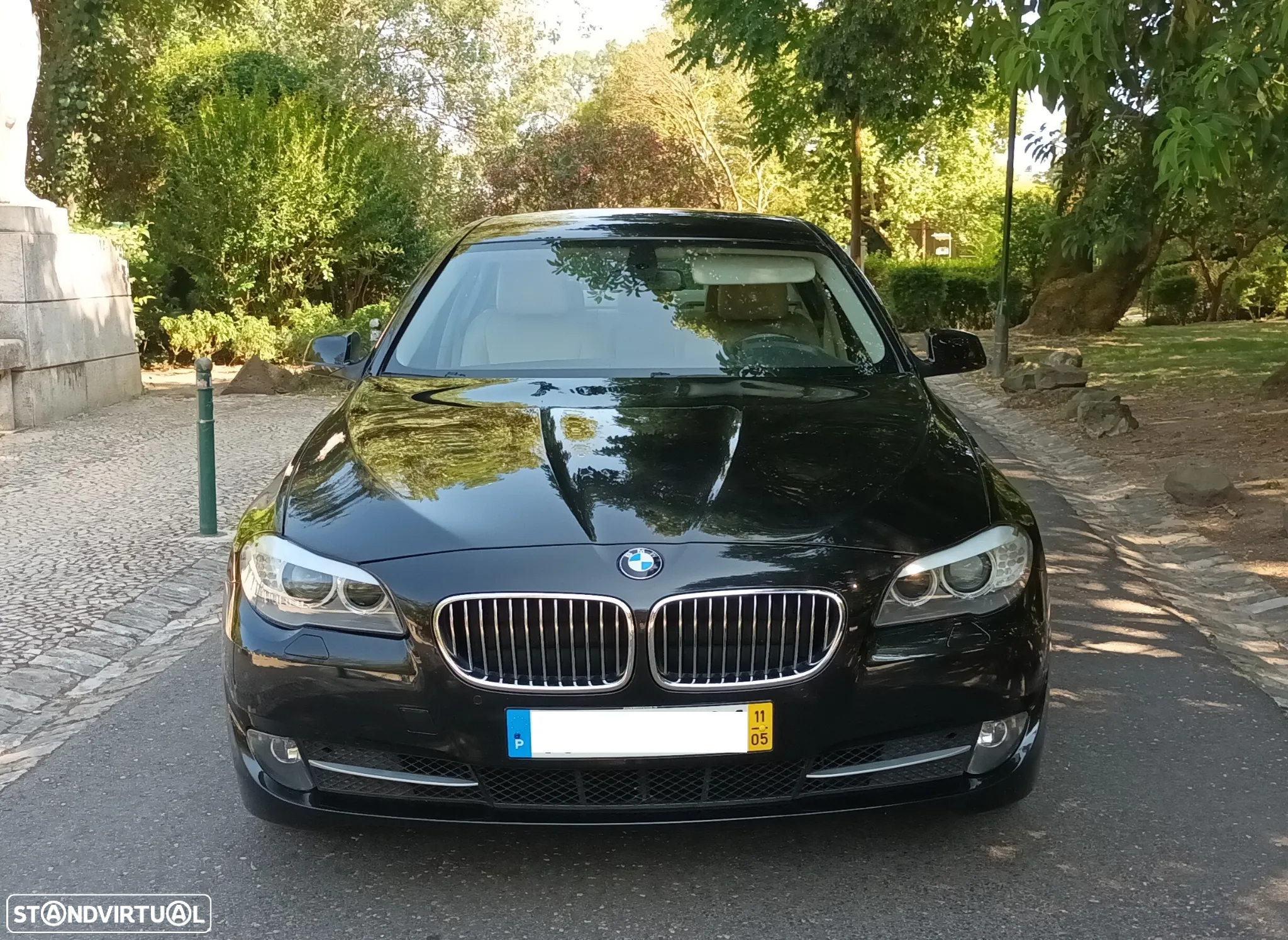 BMW 520 d Exclusive Auto 123g - 3