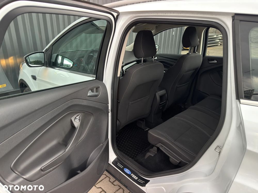 Ford Kuga 1.5 EcoBoost FWD Trend - 18