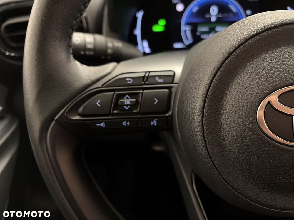 Toyota Yaris Hybrid 1.5 Style - 13
