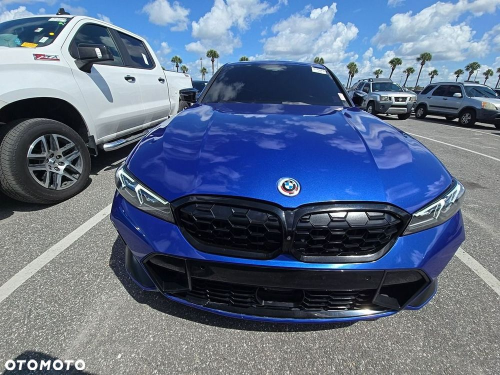 BMW Seria 3 2023 photo 2