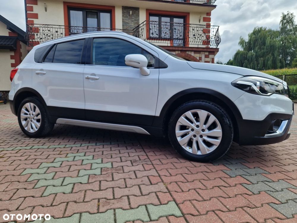 Suzuki SX4 S-Cross 1.4 T Premium - 11