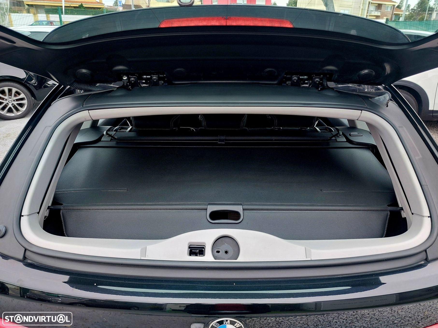 BMW 318 d Touring Line Sport - 20
