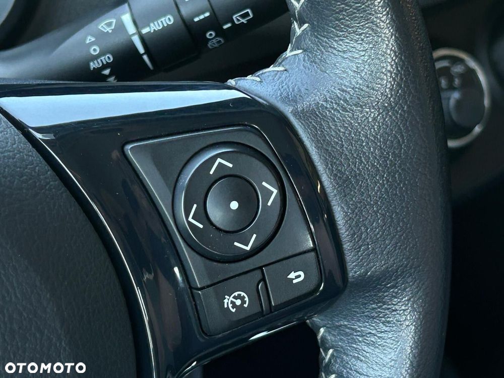 Toyota Yaris 1.5 Premium - 23