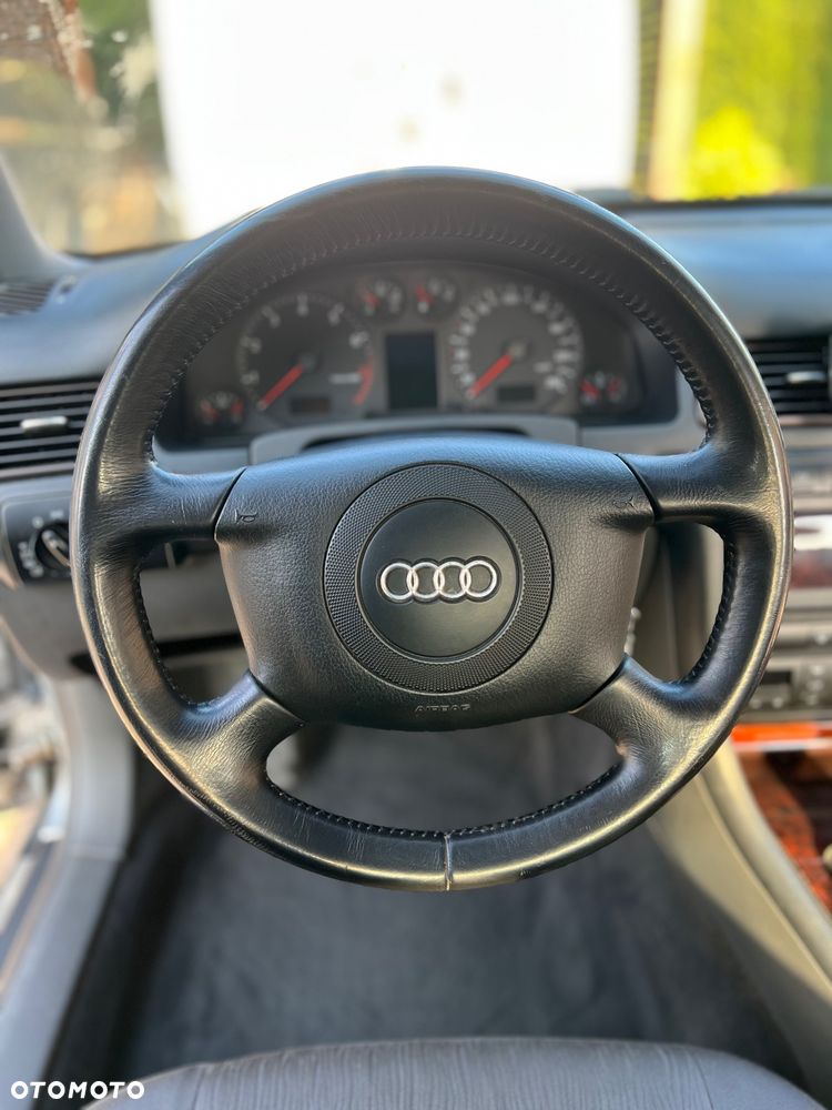 Audi A6 Limousine 2.4 - 10