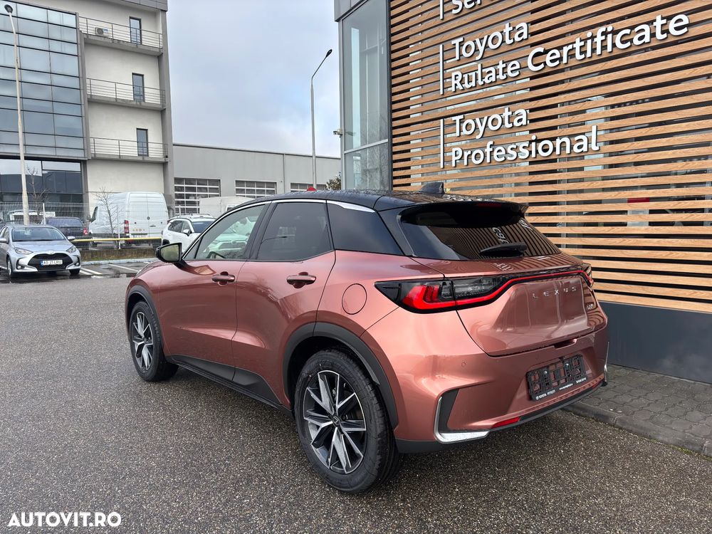 Lexus LBX 1.5 HEV 4x2 CVT Emotion - 4