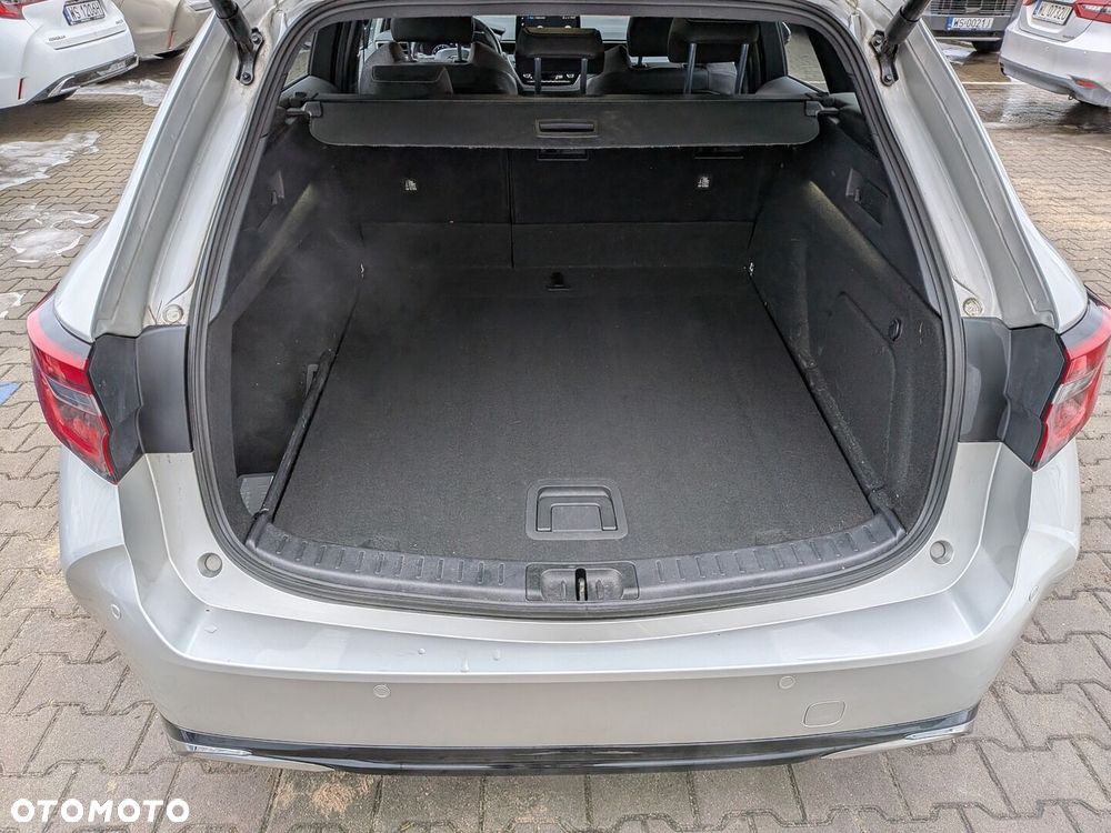 Toyota Corolla 2.0 Hybrid Style - 20
