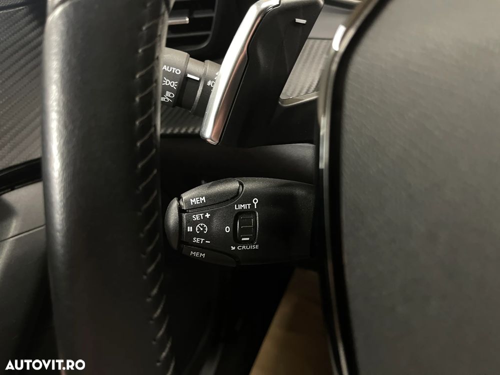Peugeot 2008 PureTech 130 EAT8 Active - 26