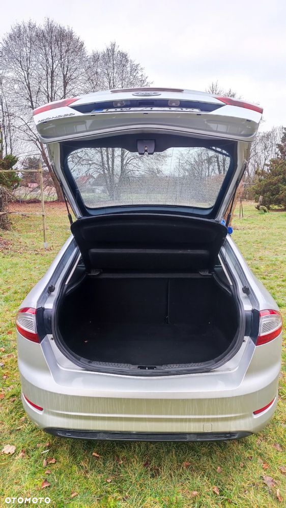 Ford Mondeo 2.0 TDCi Ambiente - 5