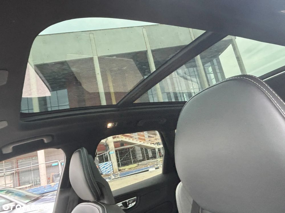 Volvo XC 60 T5 AWD Geartronic RDesign - 23