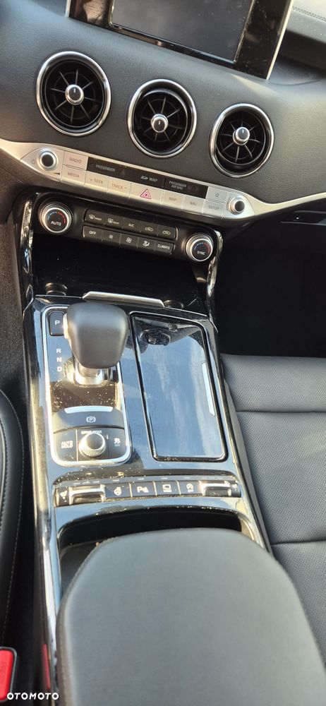 Kia Stinger 2.0 T-GDI L - 20