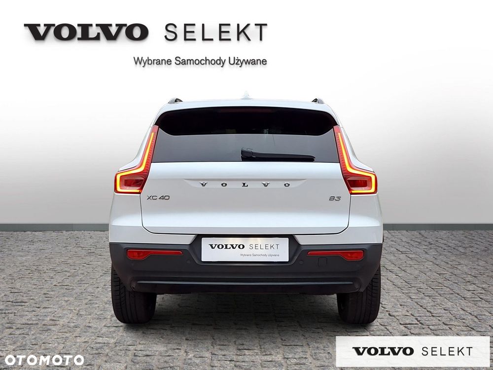 Volvo XC 40 - 5