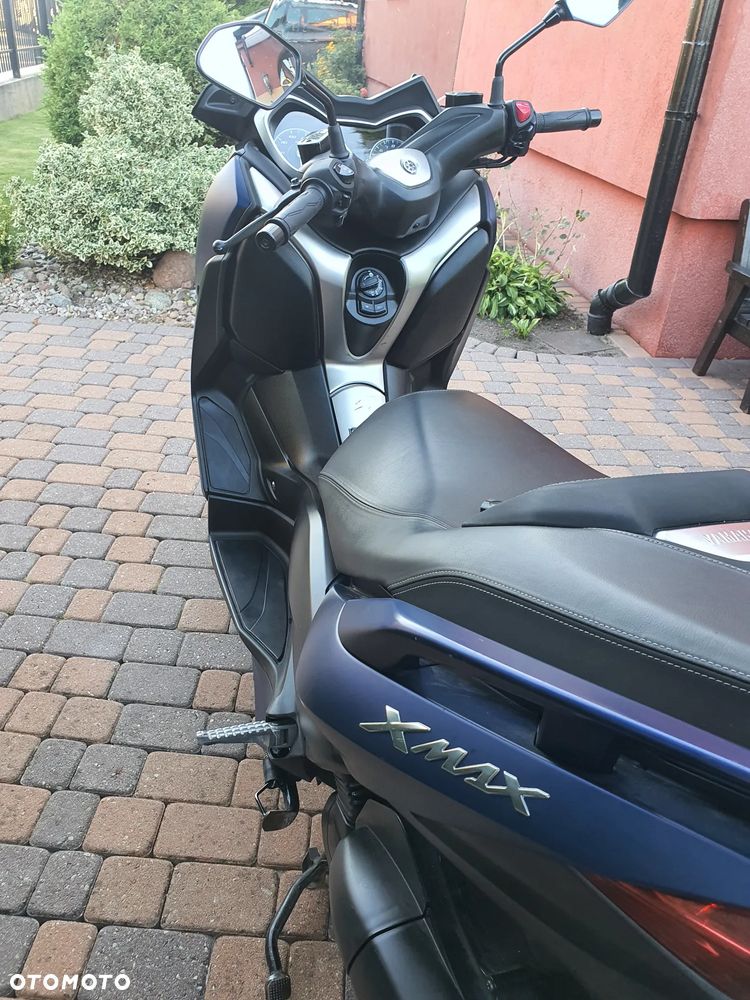 Yamaha X-max - 3