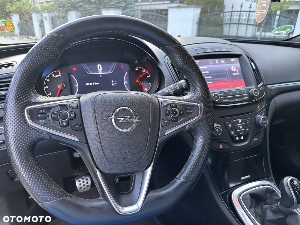 Opel Insignia - 16