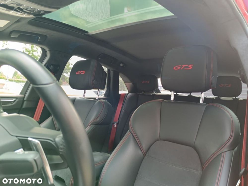 Porsche Macan - 5