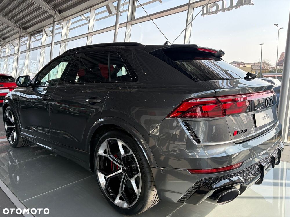 Audi RS Q8 - 5