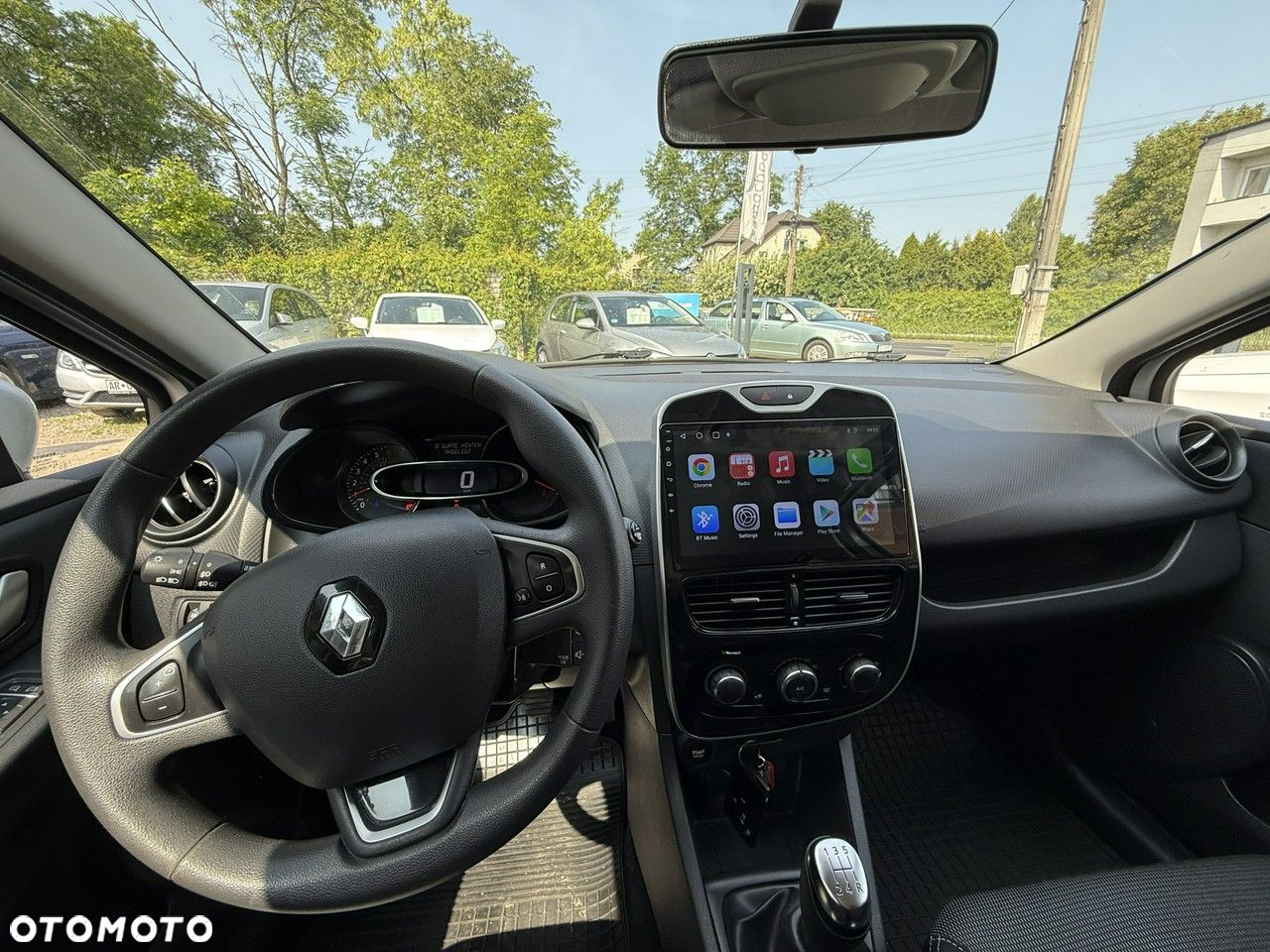 Renault Clio - 28