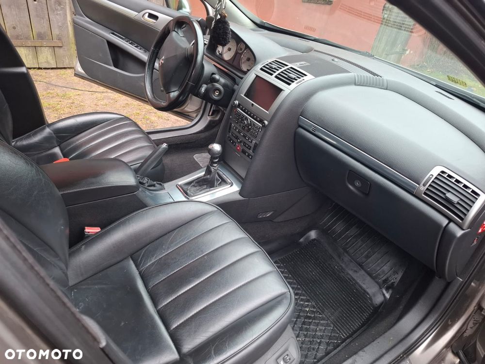 Peugeot 407 HDi 135 JBL - 14