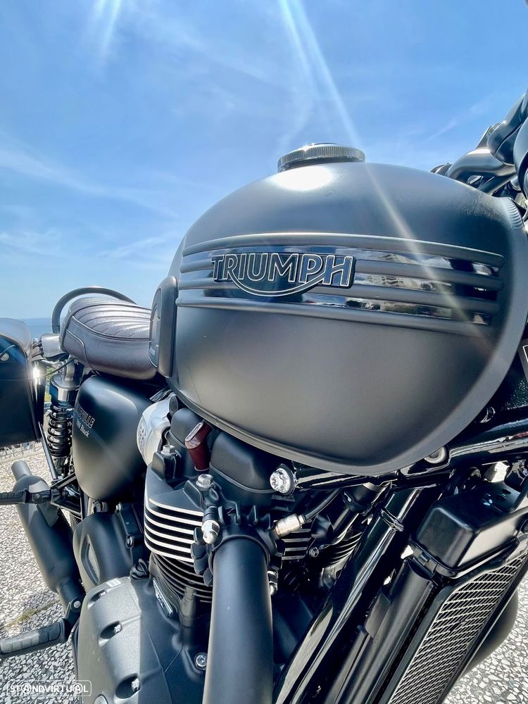 Triumph Bonneville T100 Black - 1