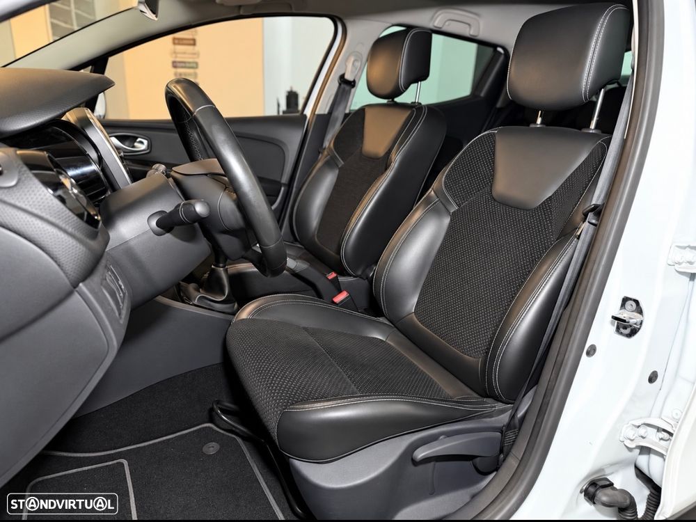 Renault Clio (Energy) dCi 90 Start & Stop INTENS - 16
