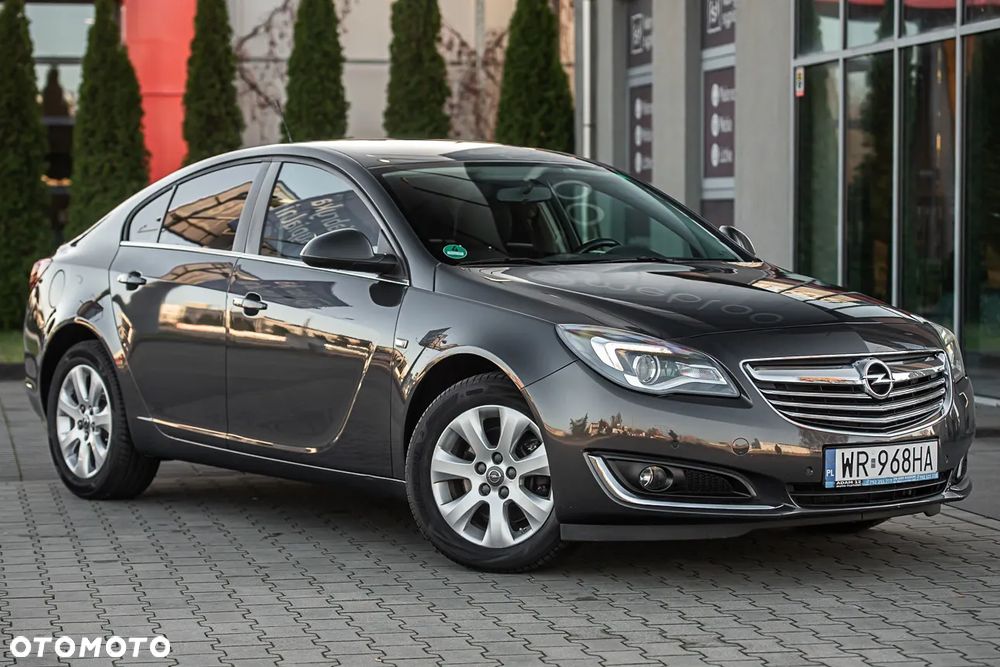 Opel Insignia - 1