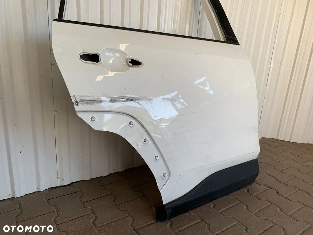 TOYOTA RAV4 V 5 2019- DRZWI PRAWE TYLNE TYŁ LISTWA NAKŁADKA - 3